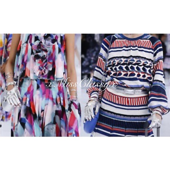 🚫SOLD🚫✨Vintage CHANEL Runway CC Logo Metallic Silver Lambskin Leather Gloves - Picture 9 of 9